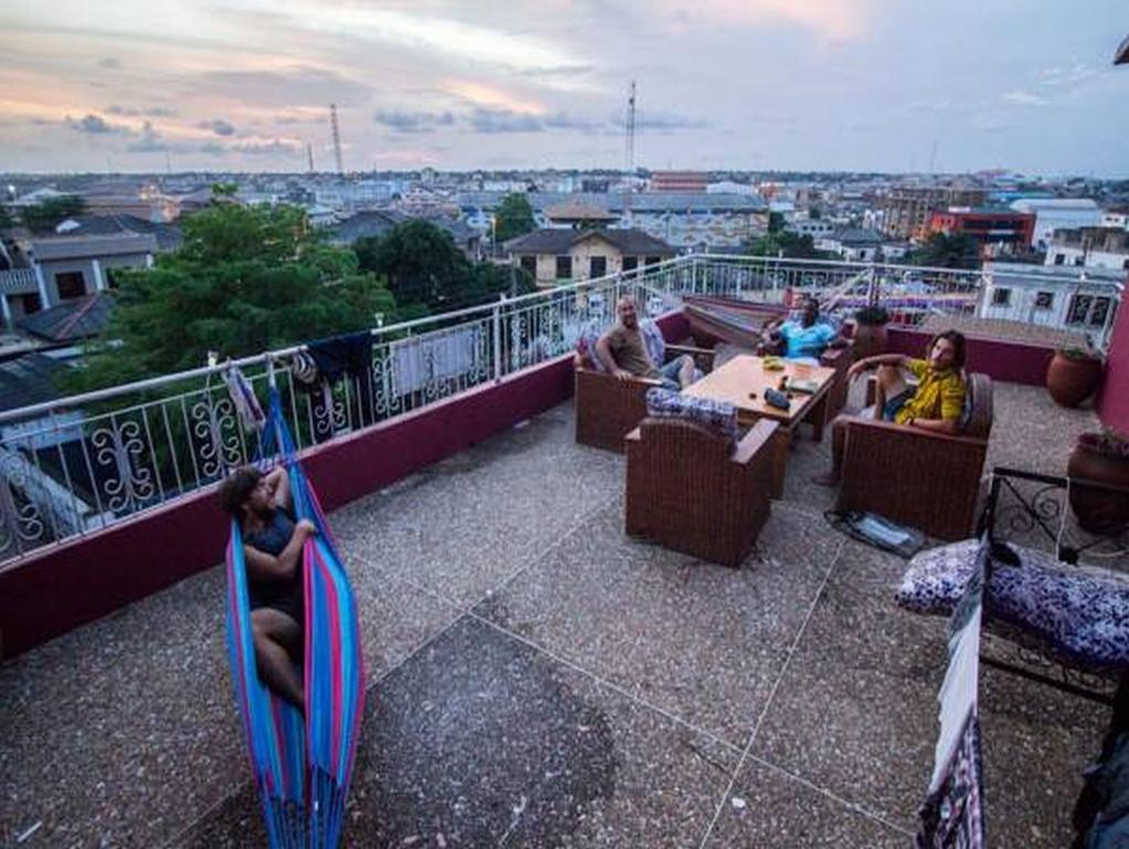 The Sleepy Hippo Hotel Acra Exterior foto