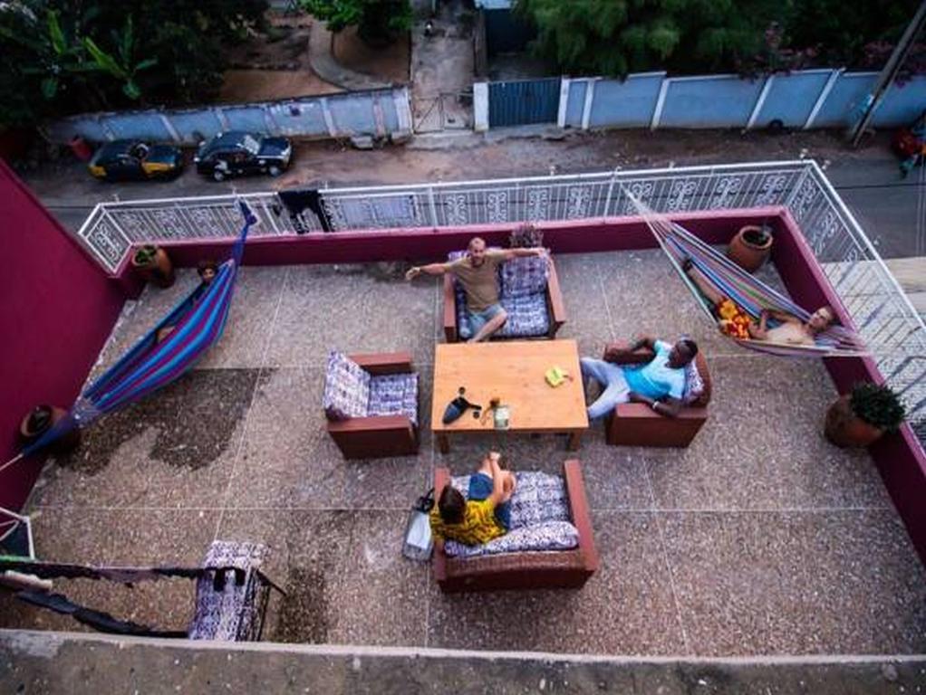 The Sleepy Hippo Hotel Acra Exterior foto