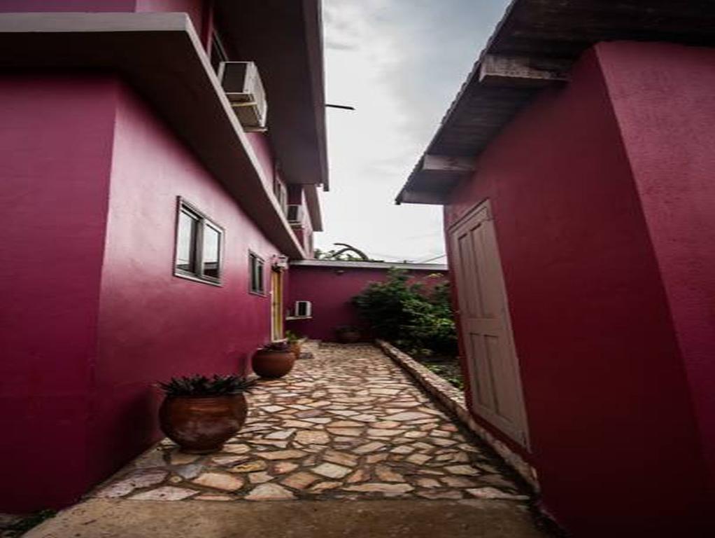The Sleepy Hippo Hotel Acra Exterior foto